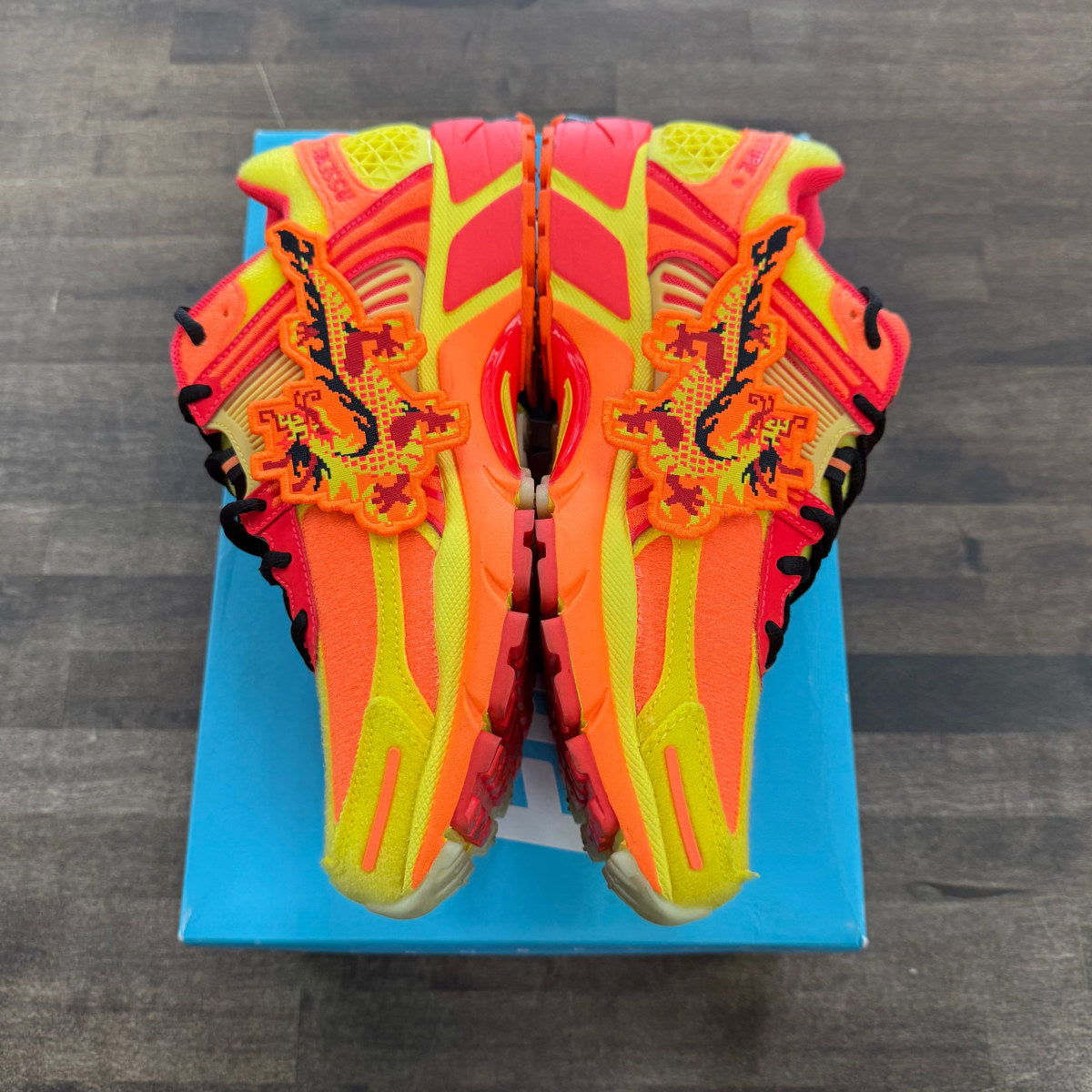 Nike Zoom Vomero 5 Doernbecher Size 10 (Pre-Owned) - Image 2
