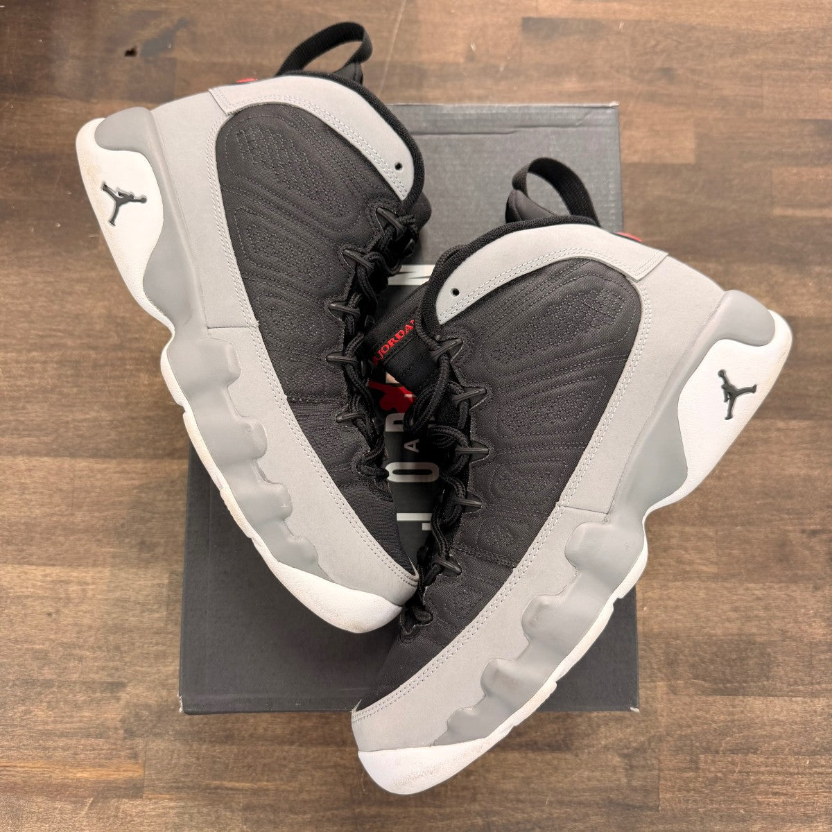 Jordan 9 Retro Particle Grey (GS) - Image 1