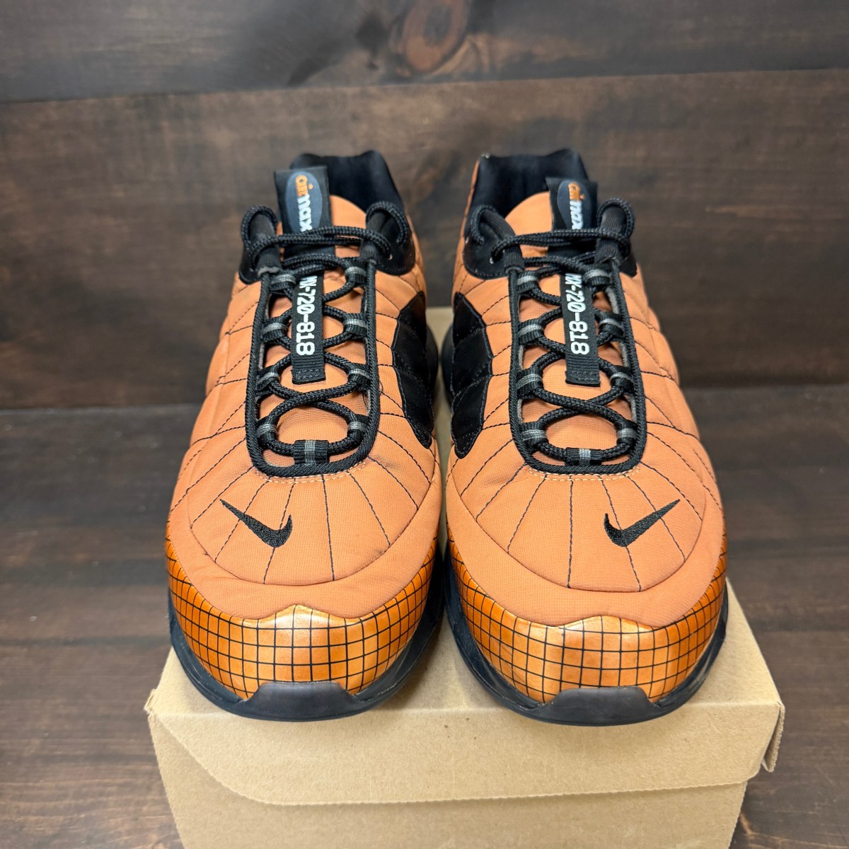 Nike Air Max 720-818 Metallic Copper Size 11 (Pre-Owned) - Image 3