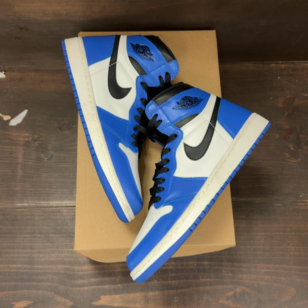 Jordan 1 Retro High Game Royal Size 8.5 (Pre-Owned) - back