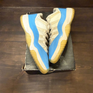 Jordan 11 Retro Low University Blue (2017) Size 8.5 (Pre-Owned)