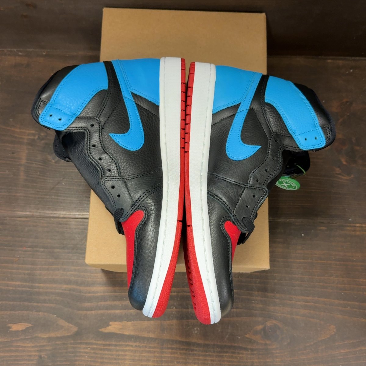 Jordan 1 Retro High NC to Chi (Women's) Size 13W - aux