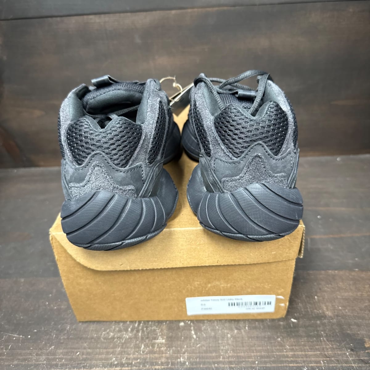 adidas Yeezy 500 Utility Black Size 8.5 - sole