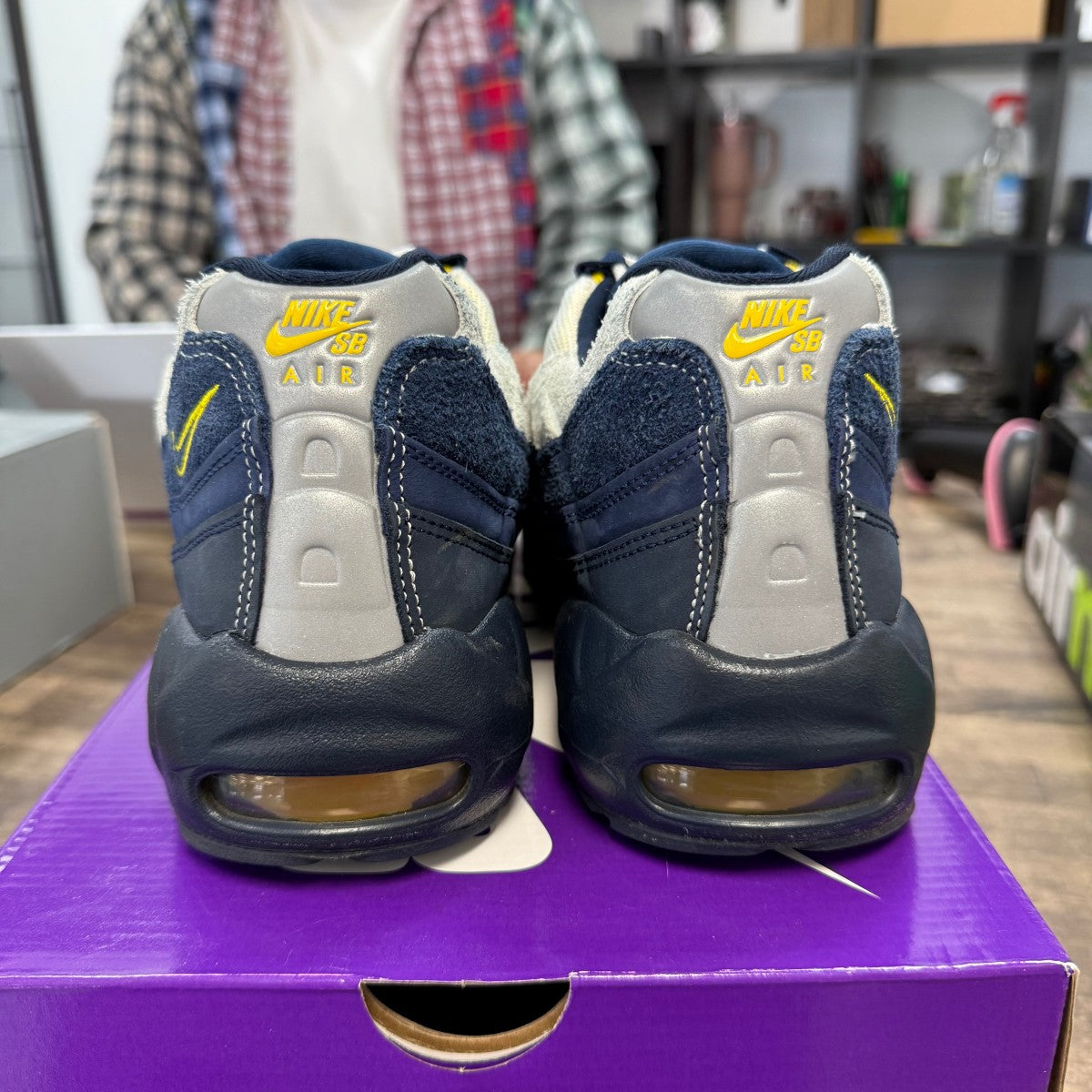 Nike Air Max 95 SB Eric Koston Obsidian Speed Yellow - Image 4