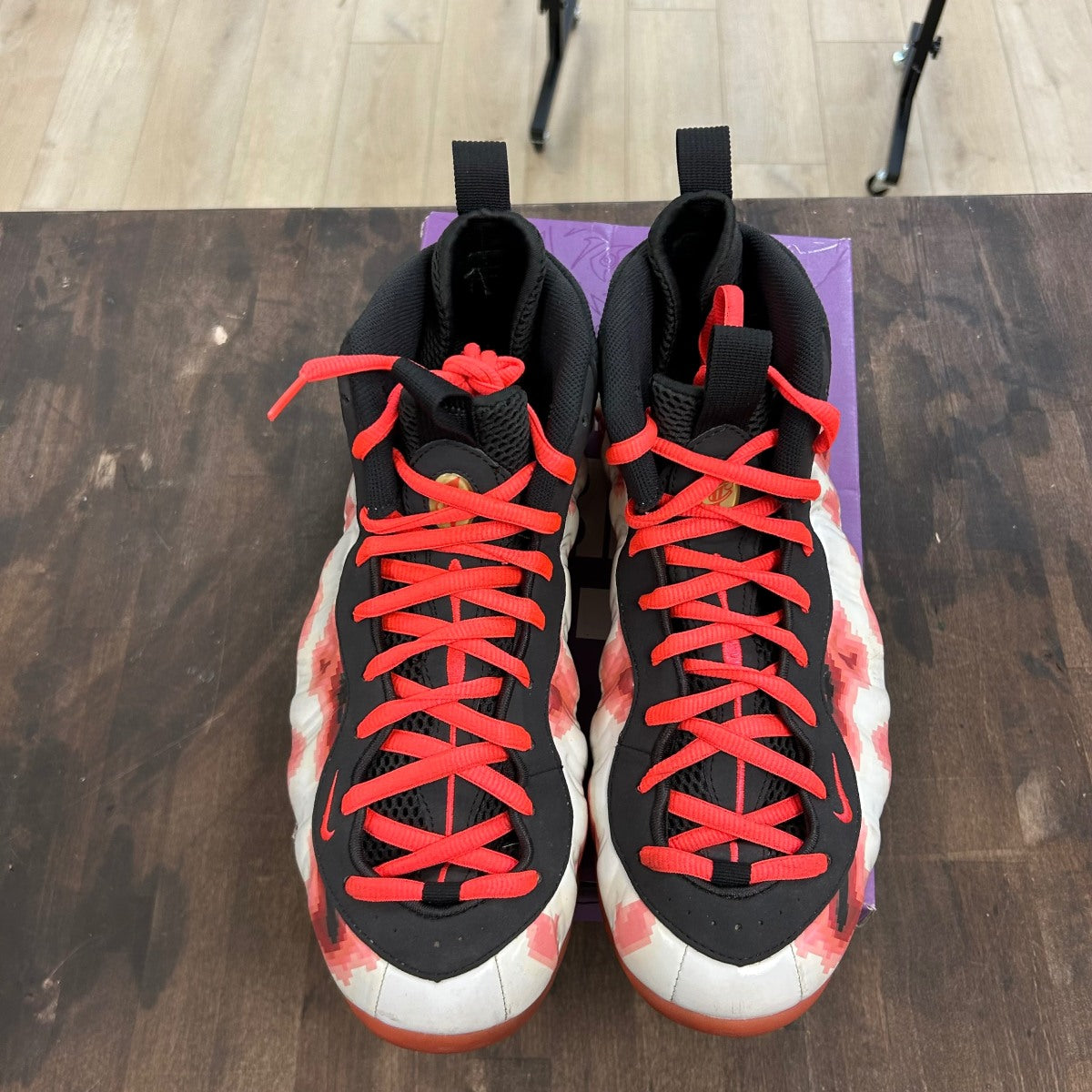 Nike Air Foamposite One Thermal Map Size 13 (Pre-Owned) - Image 2
