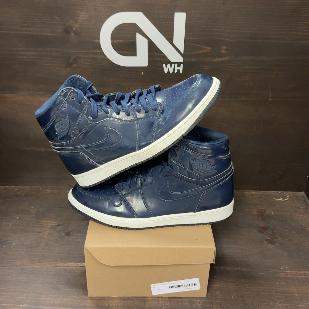 Jordan 1 Retro Dover Street Market Size 13 (Pre-Owned) - front