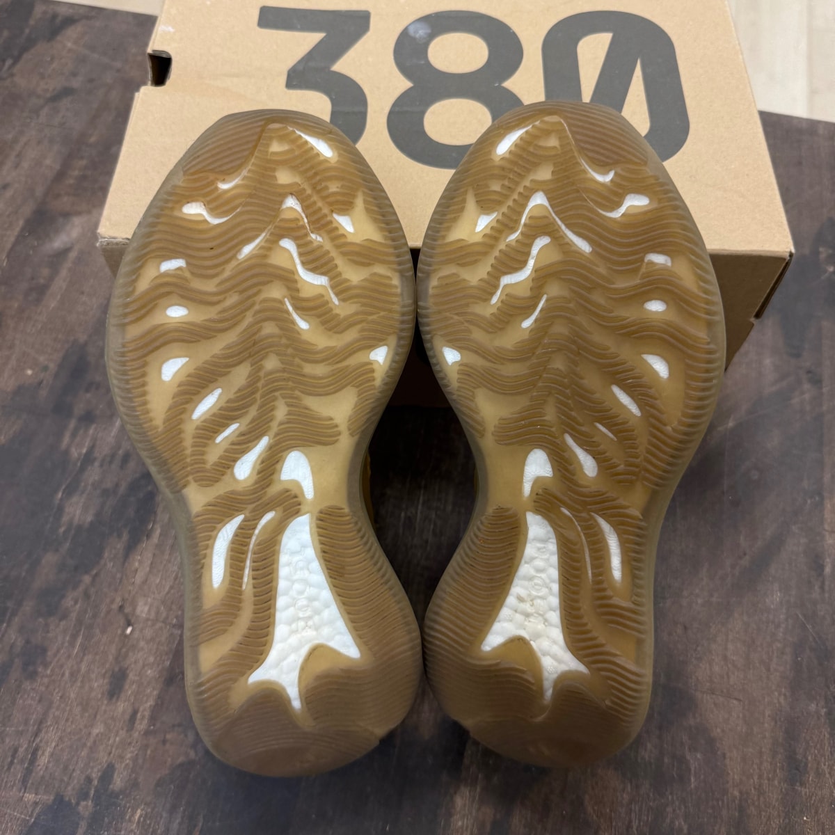 adidas Yeezy Boost 380 Blue Oat Size 6.5 (Pre-Owned) - Image 5