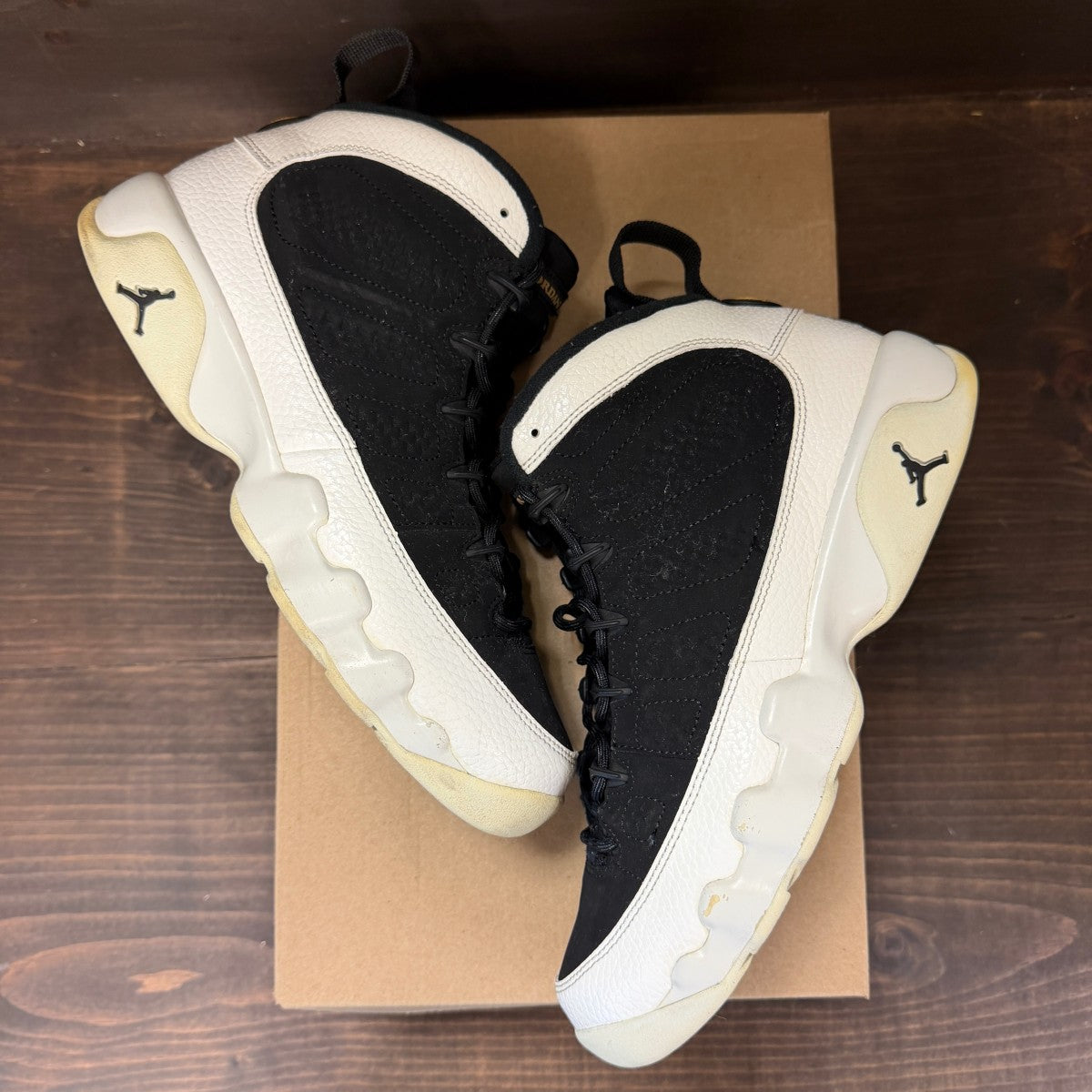 Jordan 9 Retro City of Flight (GS) Size 7Y (Pre-Owned) - Image 2