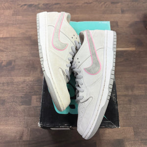 Nike SB Dunk Low Ishod Wair Flat Silver - Image 1