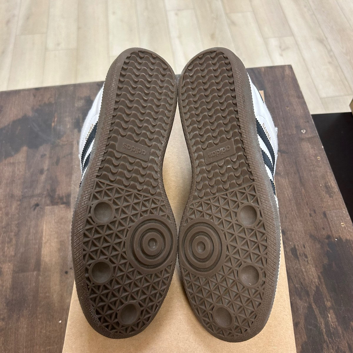 adidas Samba Classic White Size 10 (Pre-Owned) - Image 5