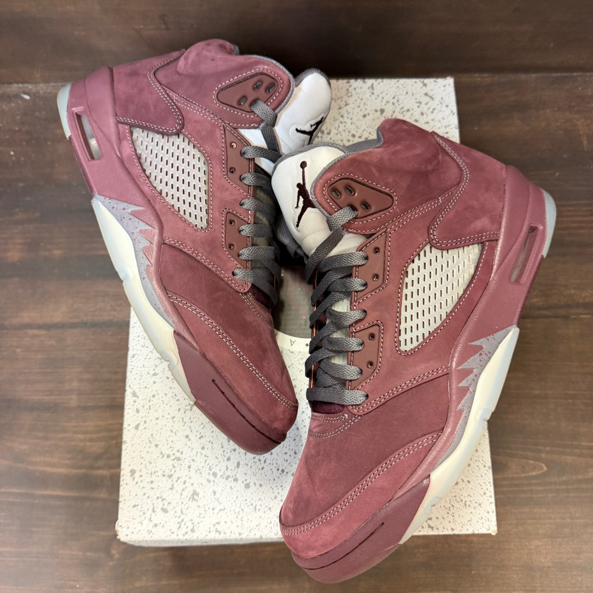 Jordan 5 Retro Burgundy (2023) - Image 2