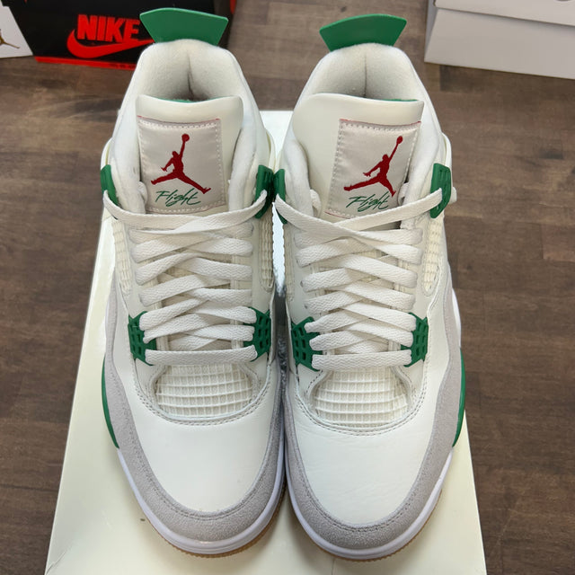 Pine Green SB Jordan 4 Retro SP (USED)