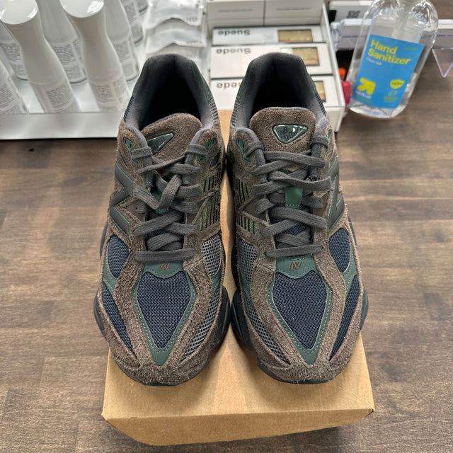 Beef and Broccoli New Balance 9060 (Used, No Box)