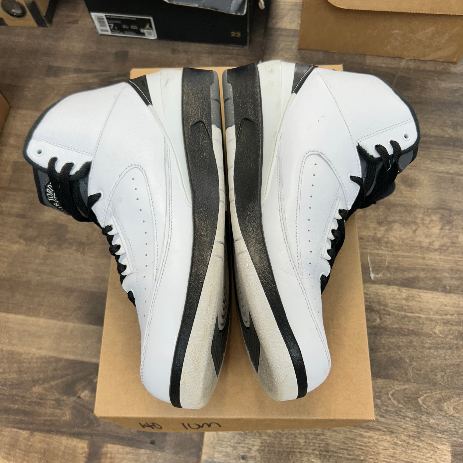 Wing it Jordan 2 Retro (USED, No Box)