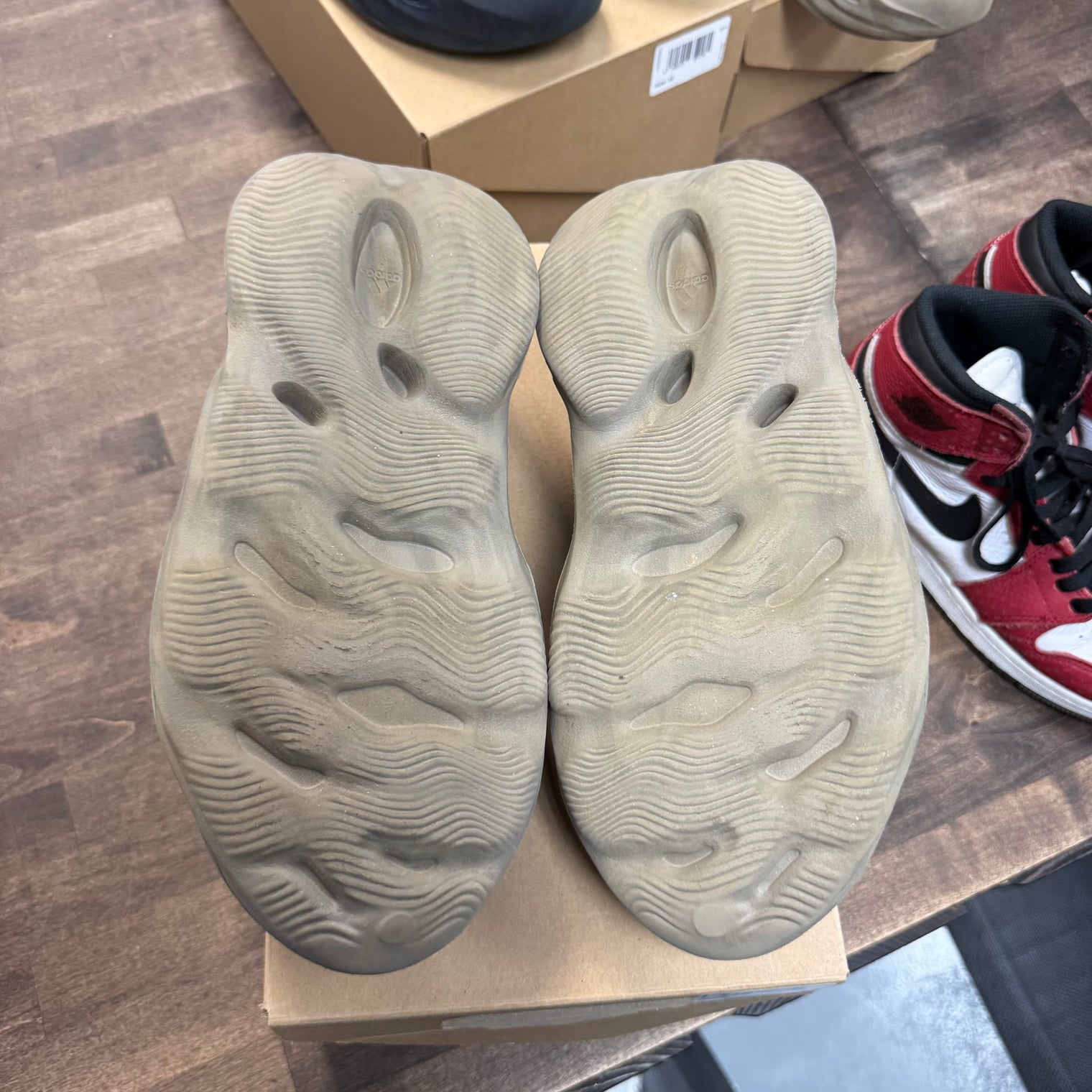 Stone Sage Yeezy Foam RNNR (USED)