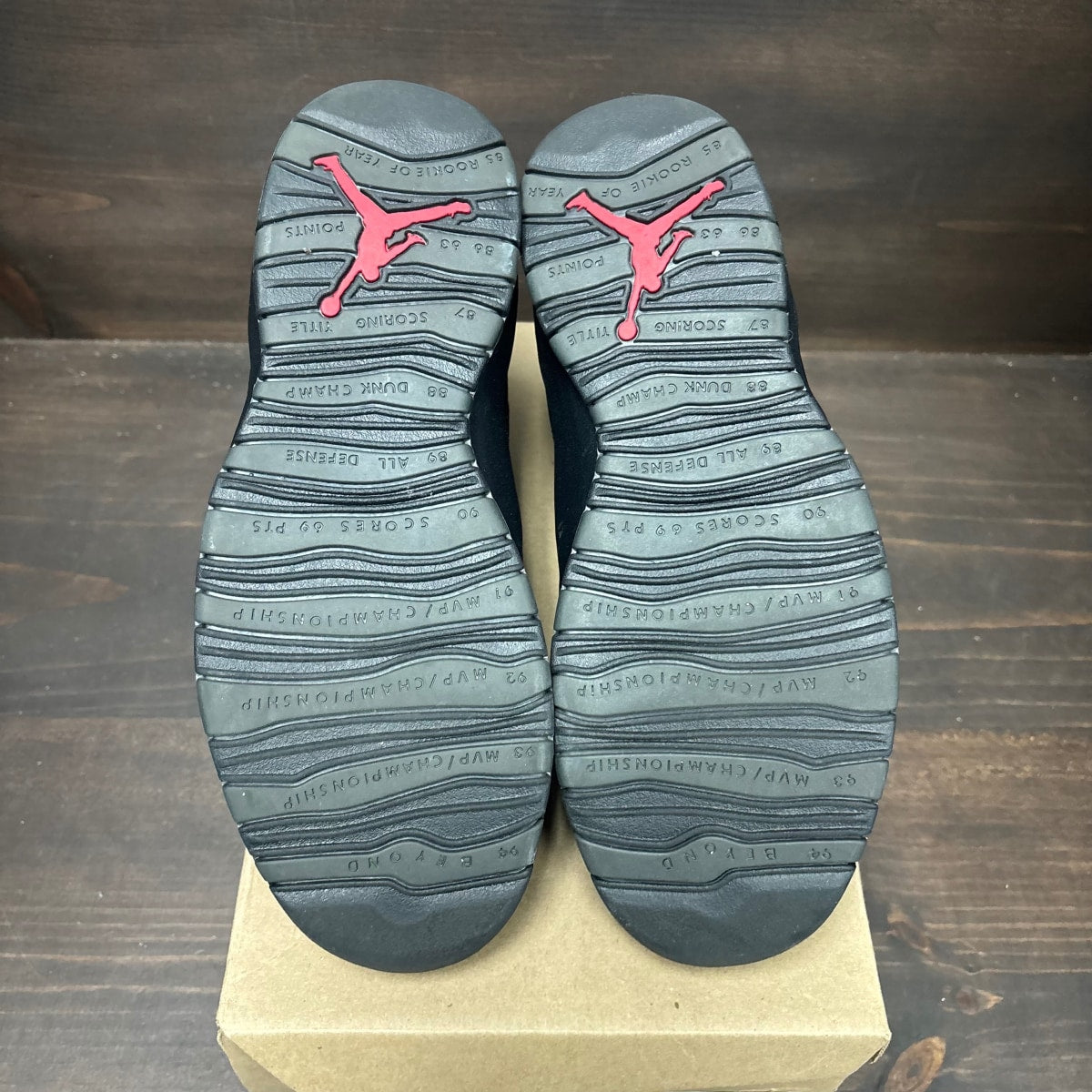 Jordan 10 Retro Shadow (2025) Size 10.5 (Pre-Owned) - Image 6