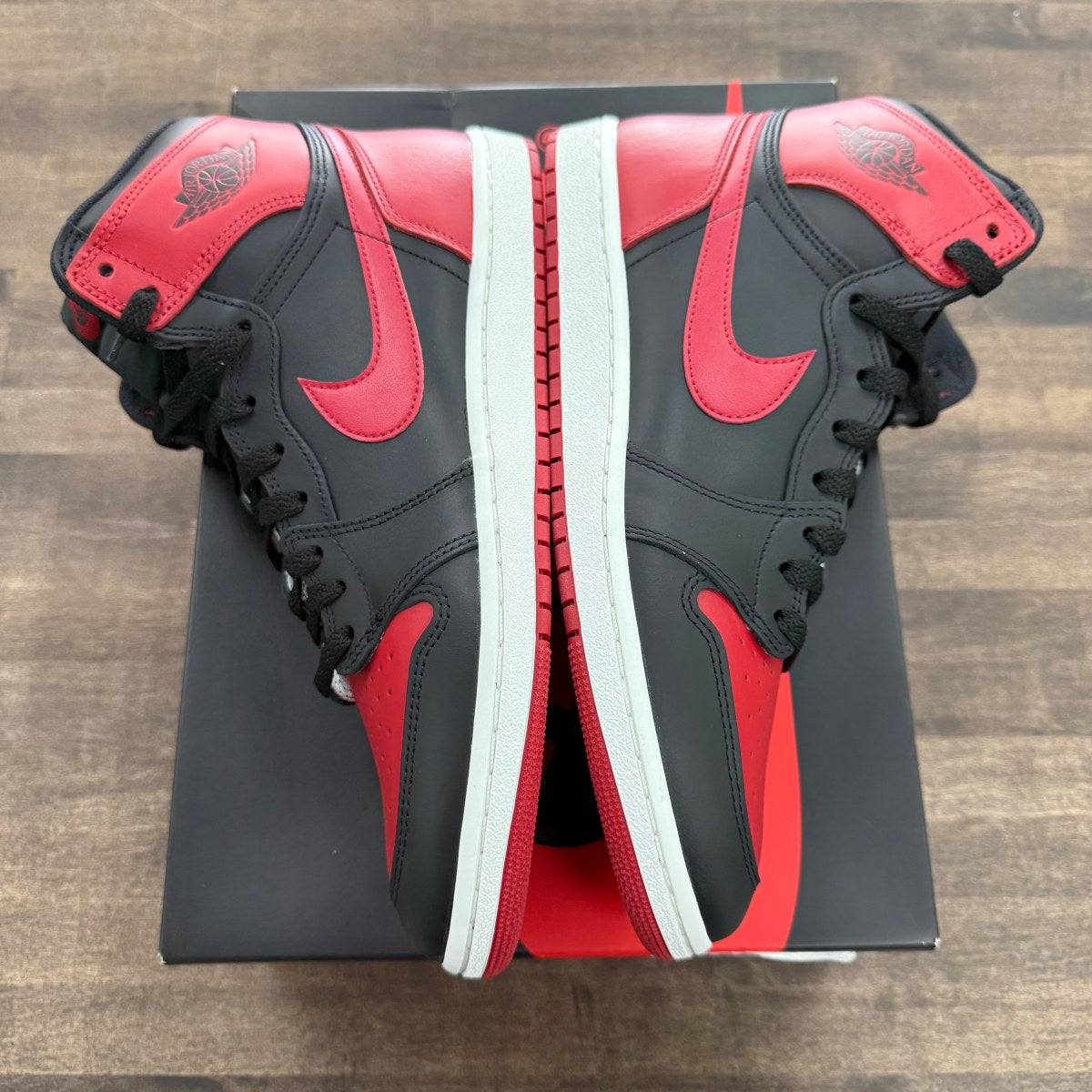 Jordan 1 Retro High '85 OG Bred (2025) - Image 5
