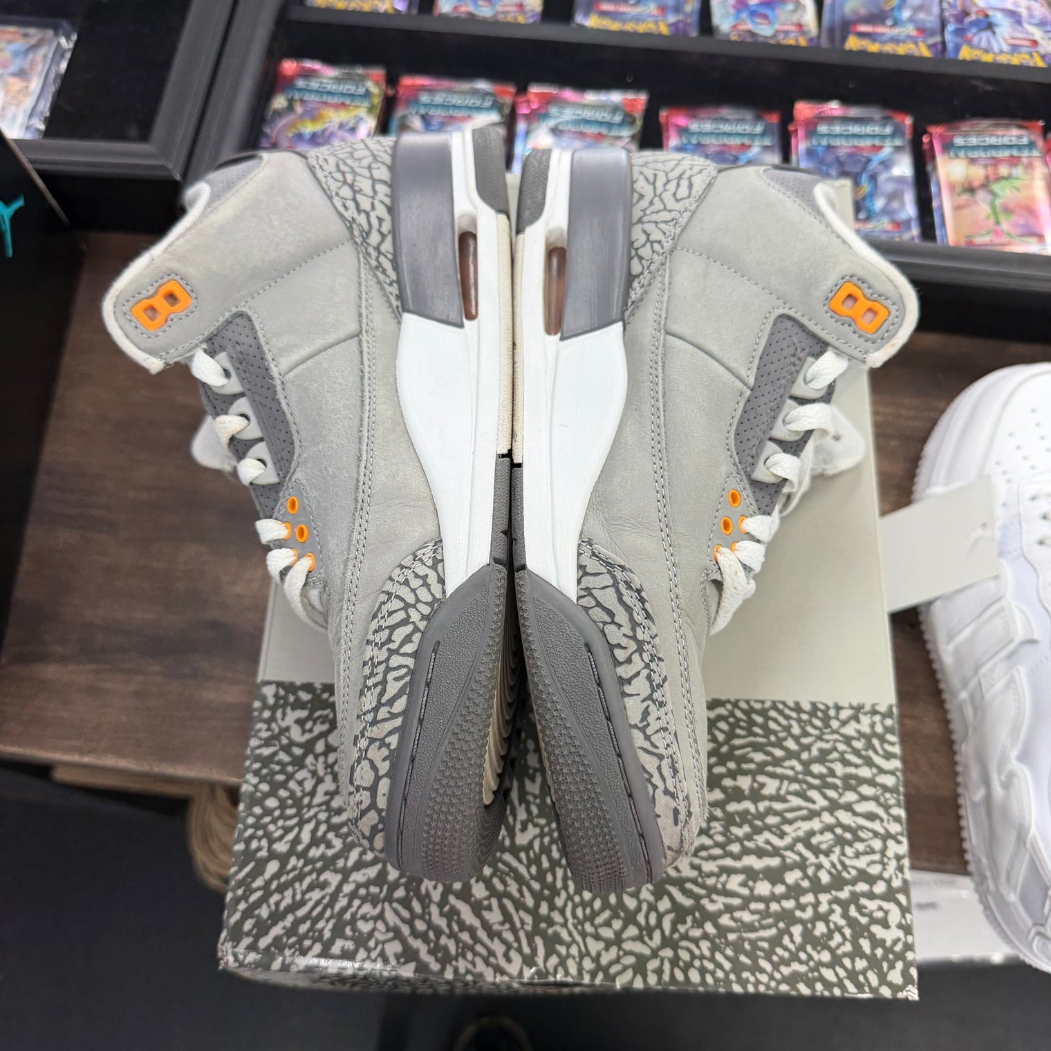 Cool Grey Jordan 3 Retro (USED)