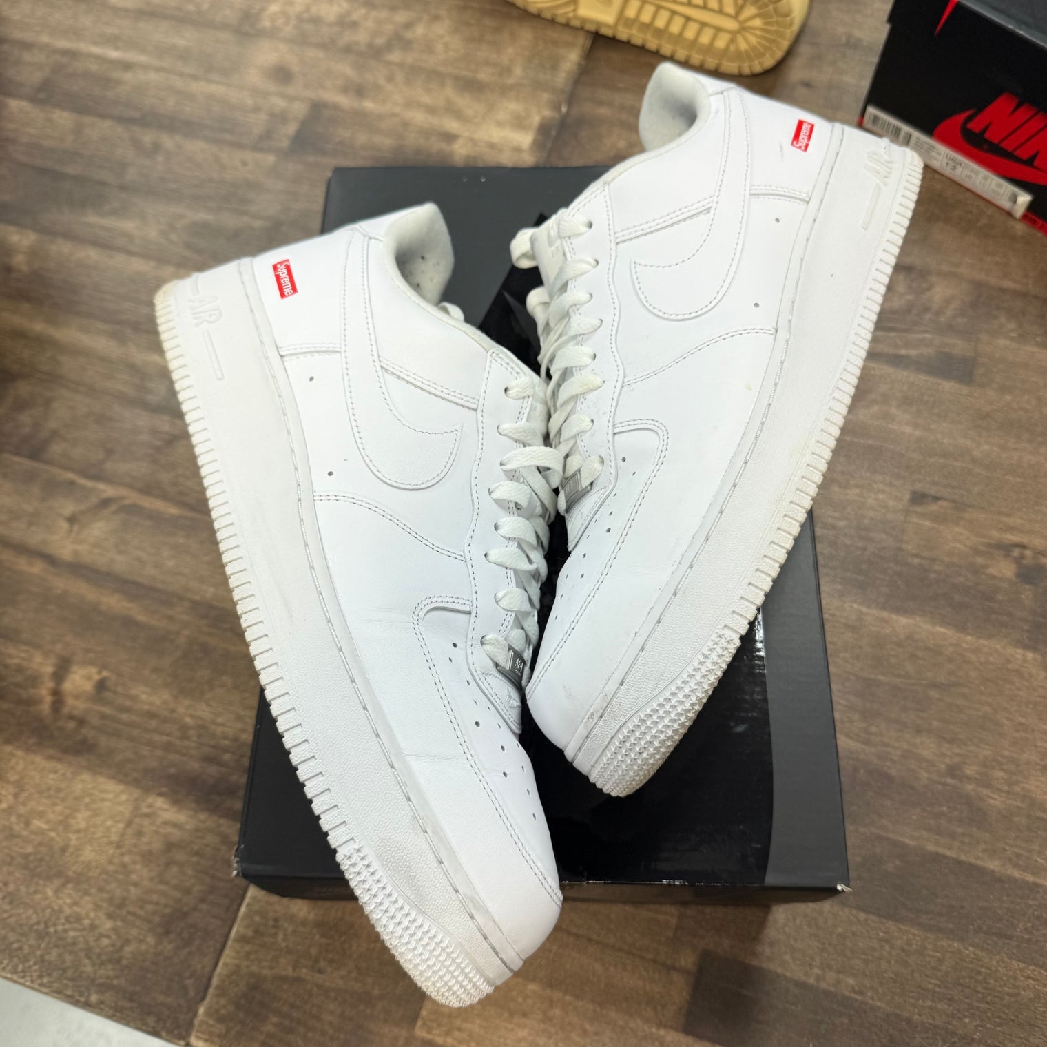 Supreme White Air Force 1 Low (USED)