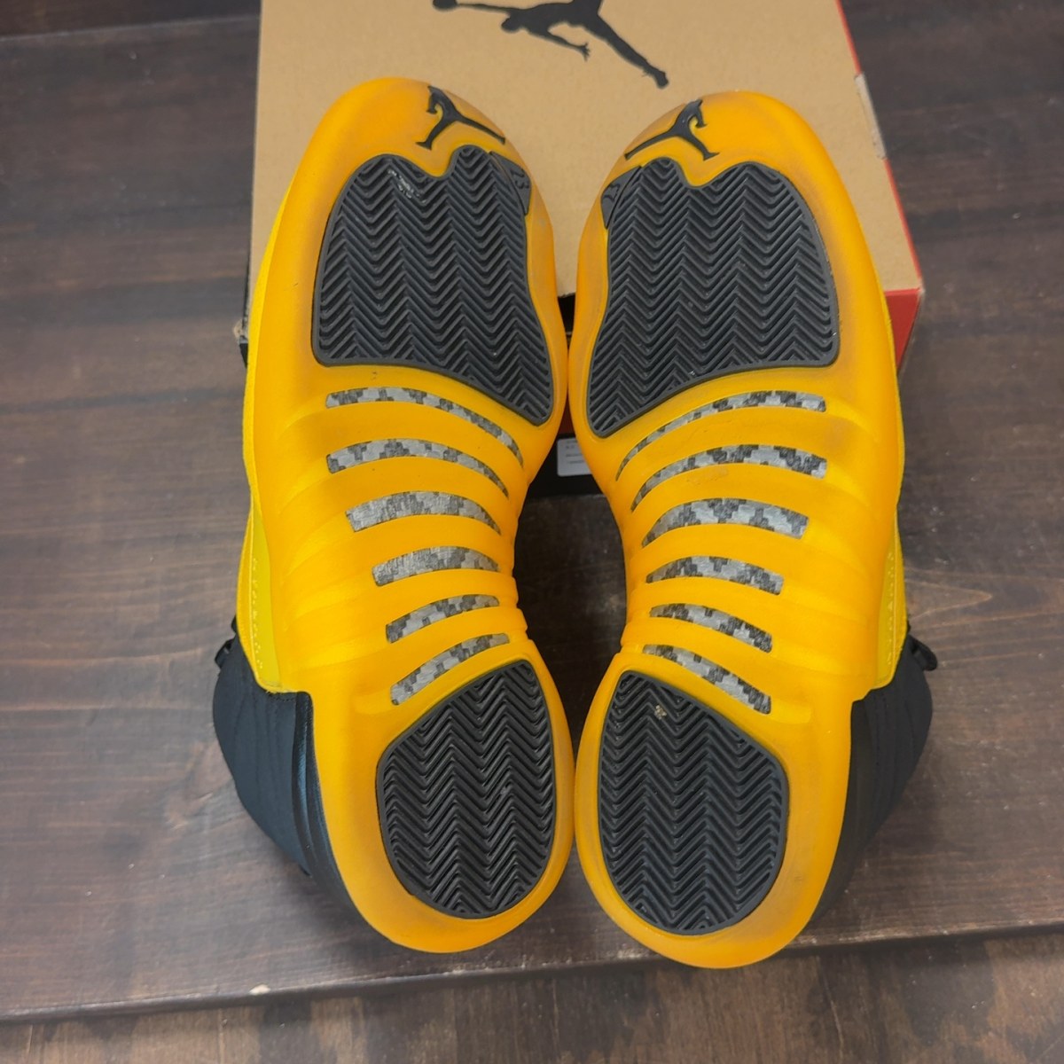 Jordan 12 Retro Black University Gold - Image 8