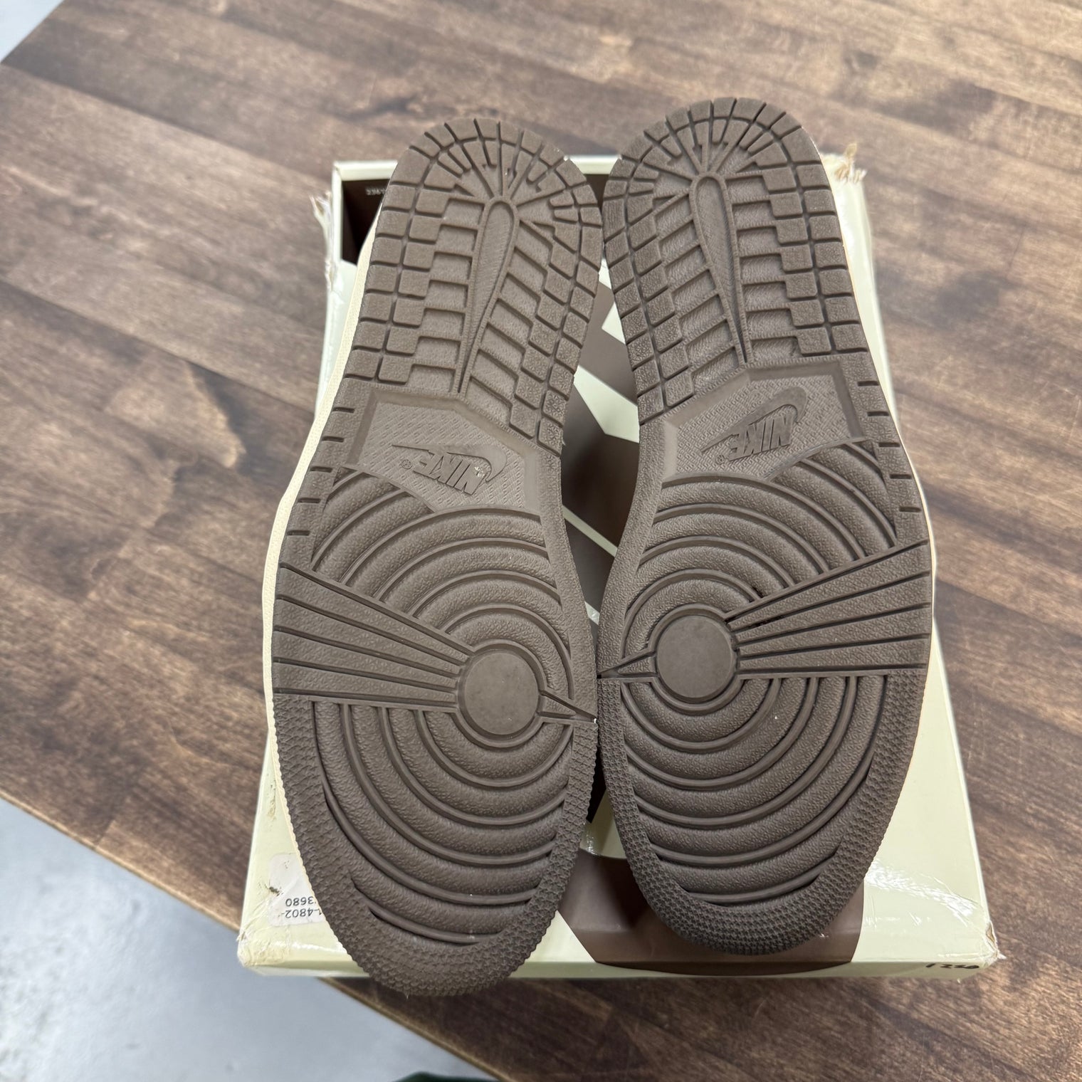 Travis Scott Reverse Mocha Jordan 1 Low OG (USED)