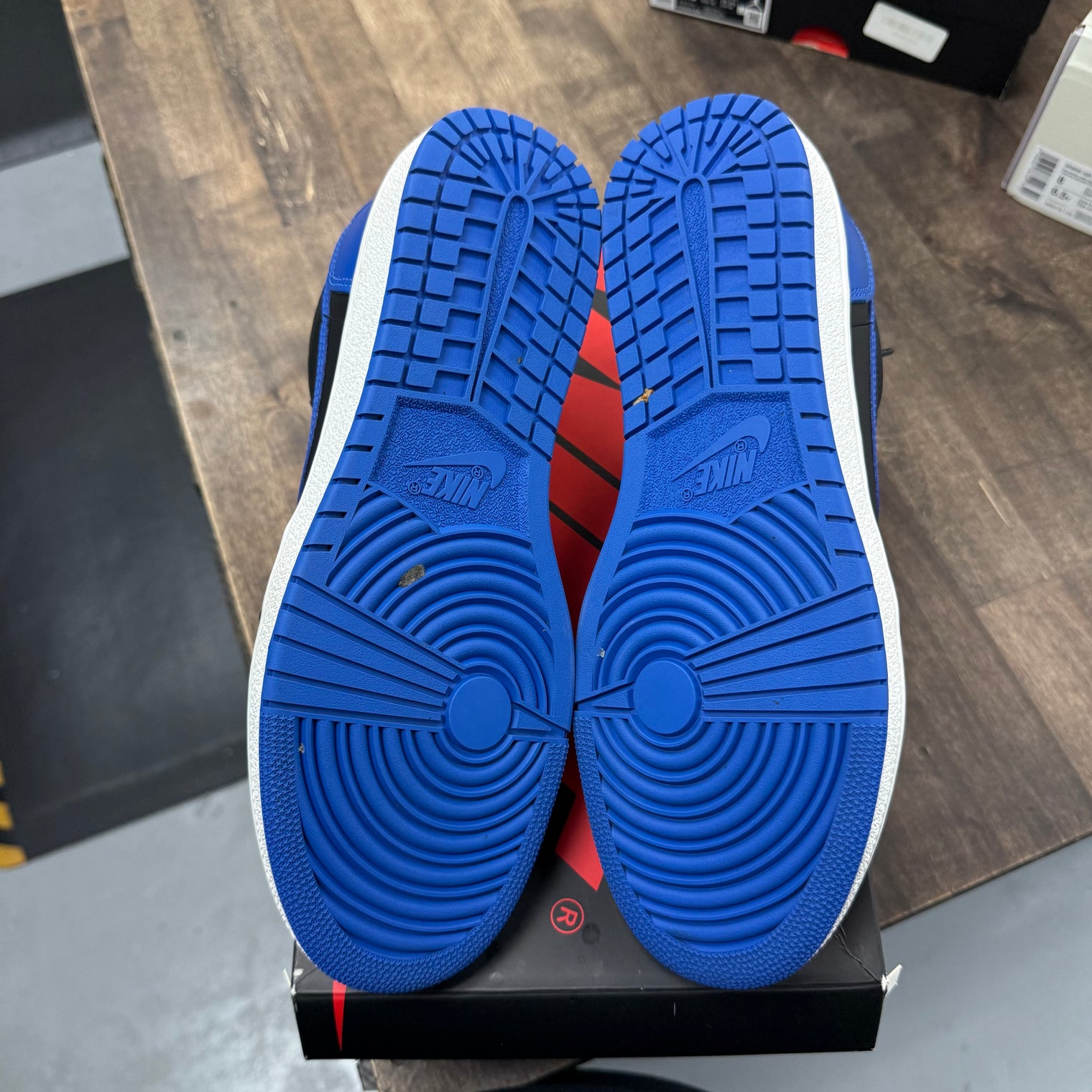 Royal Jordan 1 Retro Low 85 (USED)