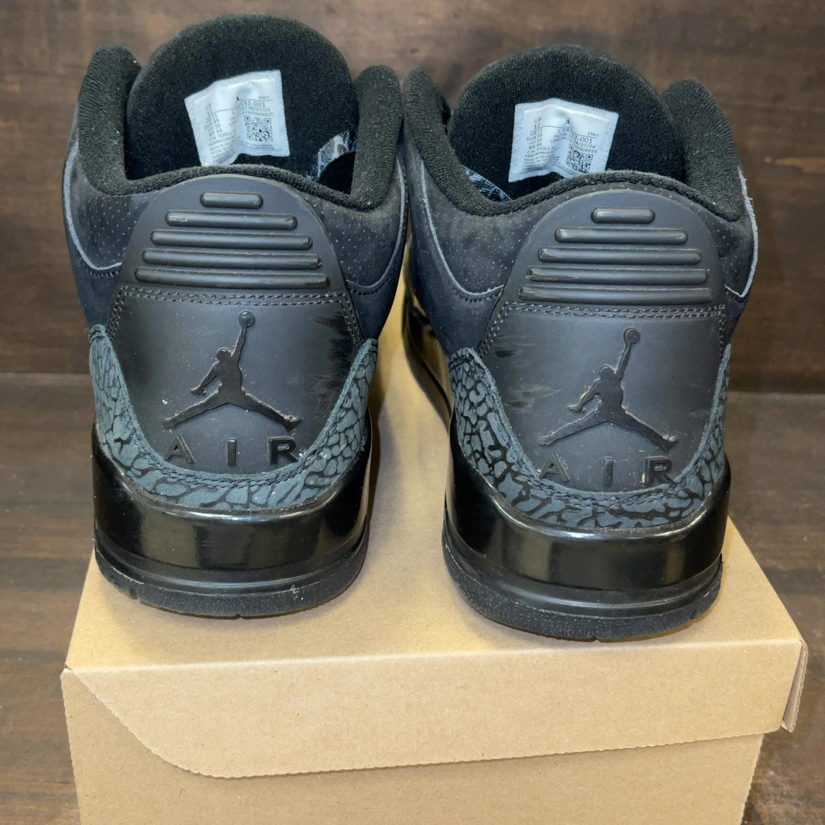 Jordan 3 Retro Black Cat (2025) Size 12 (Pre-Owned) - Image 5