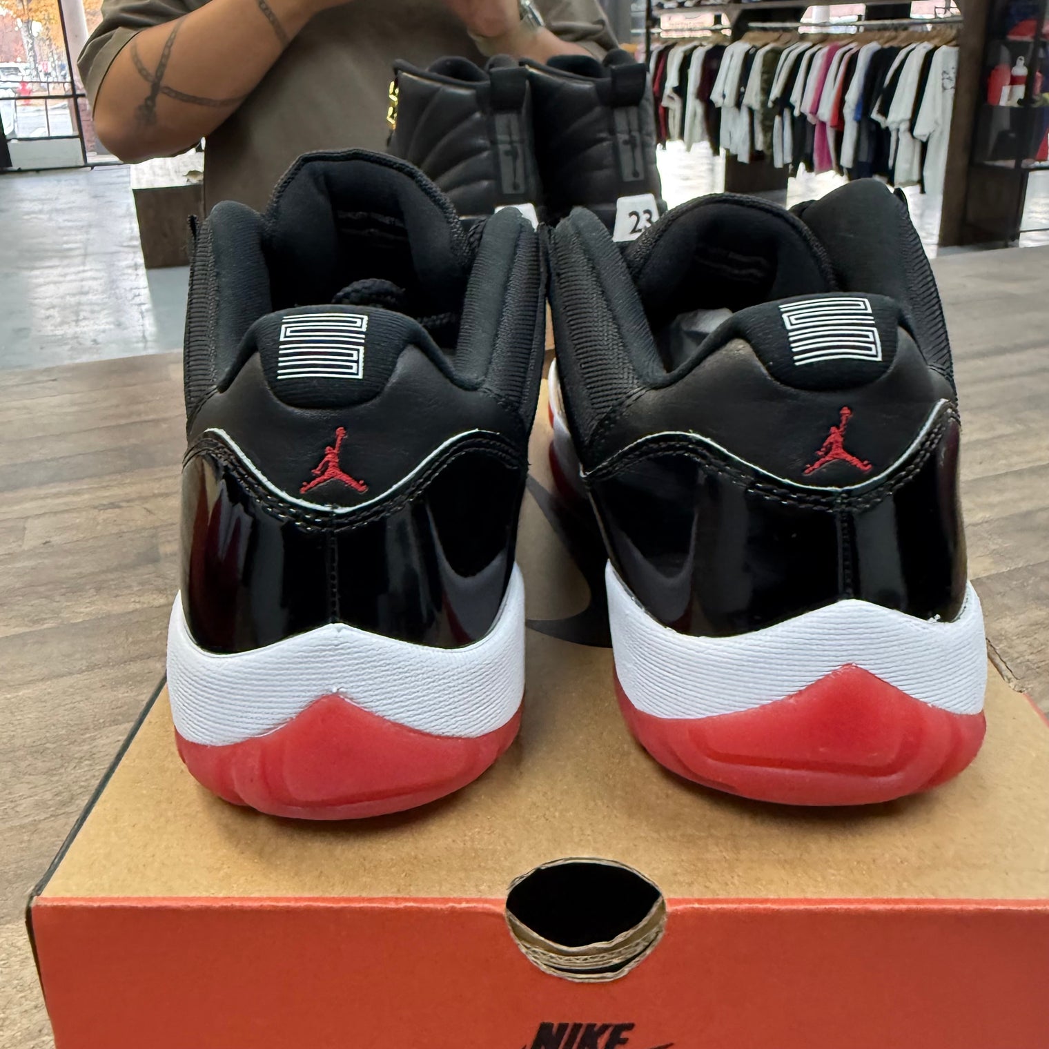 Bred Jordan 11 Retro Low (2025) (USED)