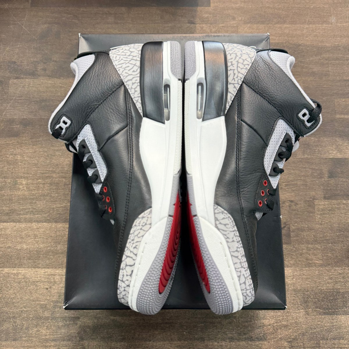 Jordan 3 Retro OG Black Cement (2024) Size 11 (Pre-Owned) - Image 2