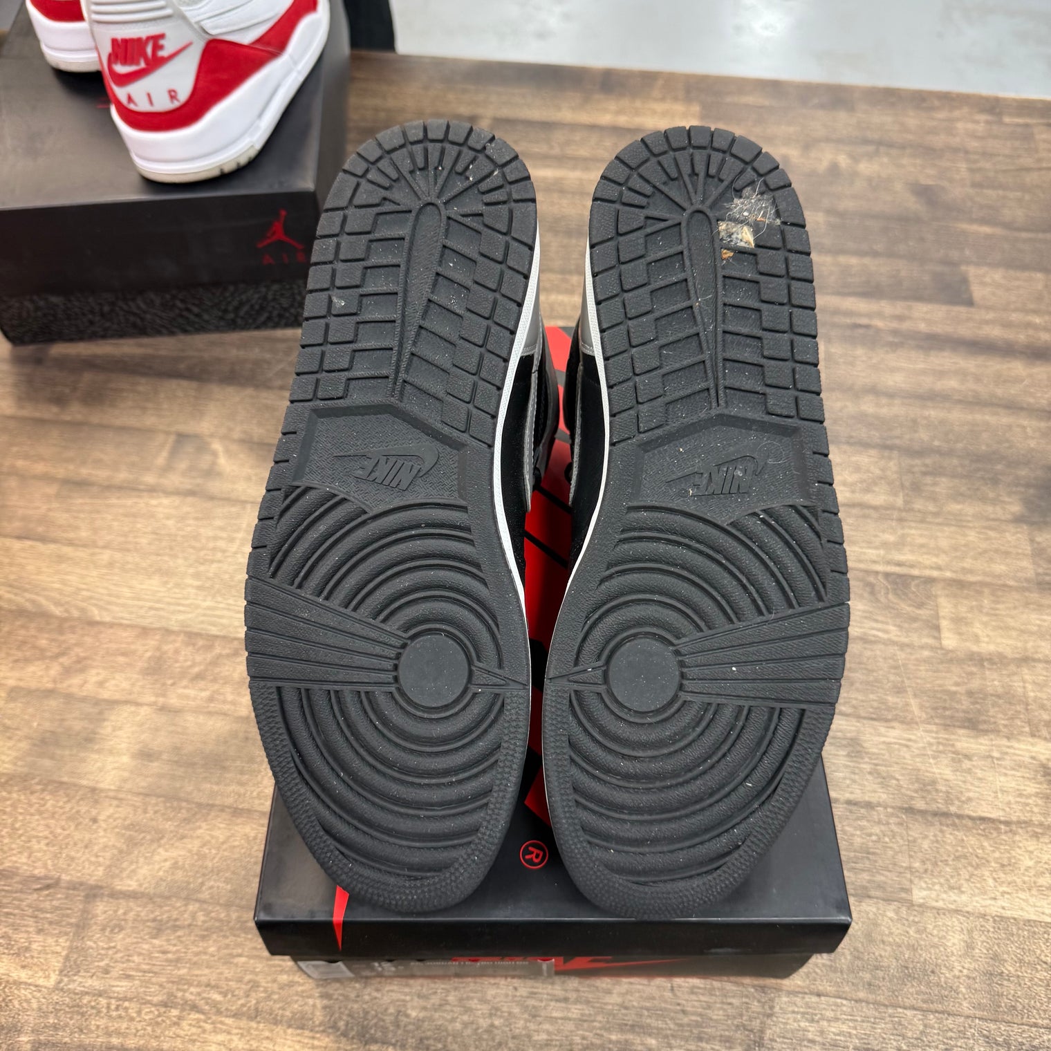 Shadow Jordan 1 High Retro (2018) (USED)