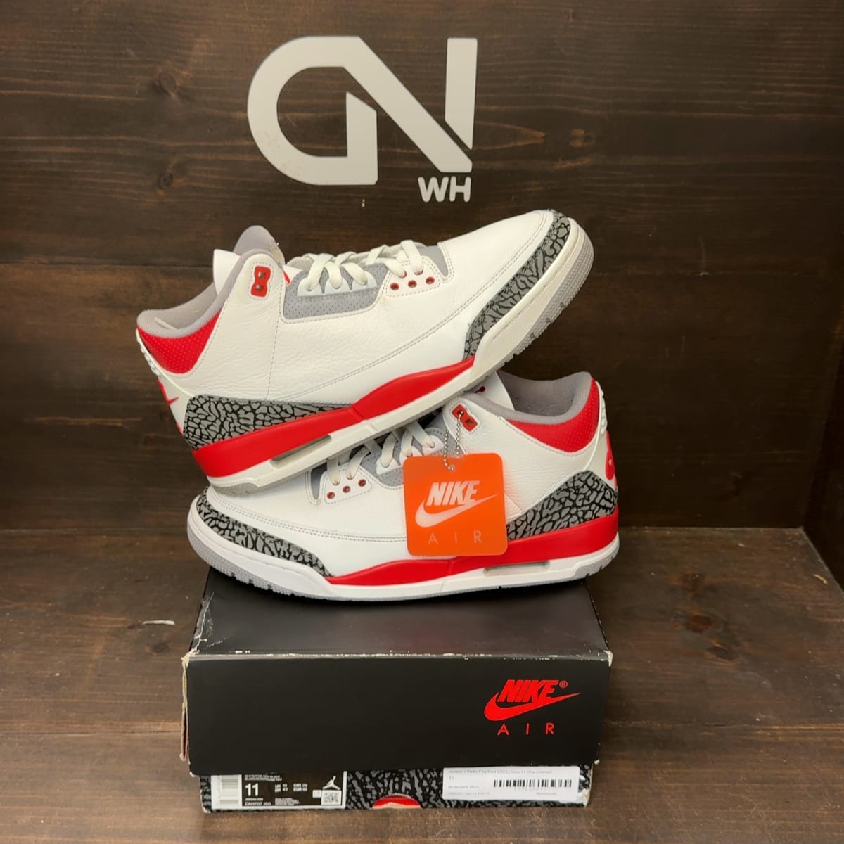 Jordan 3 Retro Fire Red (2022) Size 11 (Pre-Owned) - front