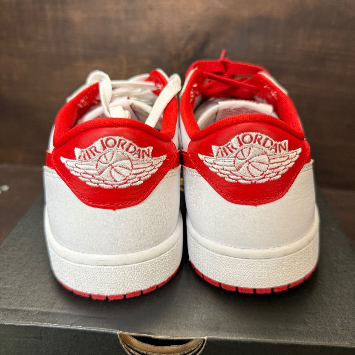 Jordan 1 Retro Low OG University Red Size 8 (Pre-Owned) - Image 3