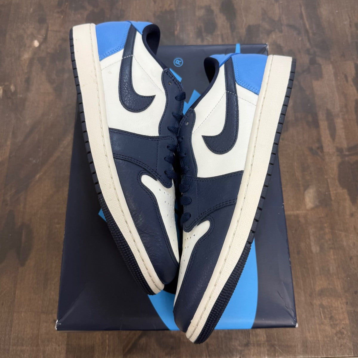Jordan 1 Low OG Obsidian UNC - Image 1