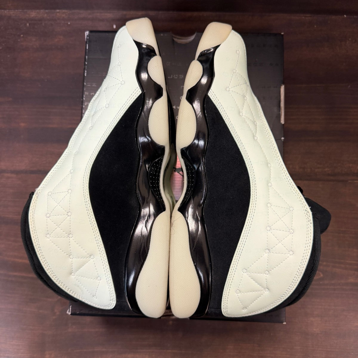 Jordan 13 Retro Low Singles' Day (2021) - Image 6