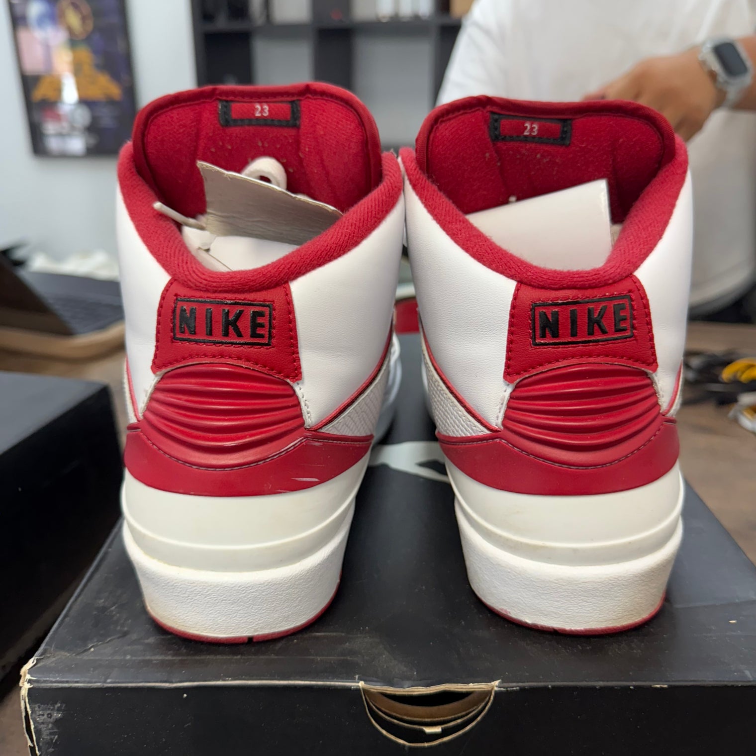 White Red Jordan 2 (2014) (USED)