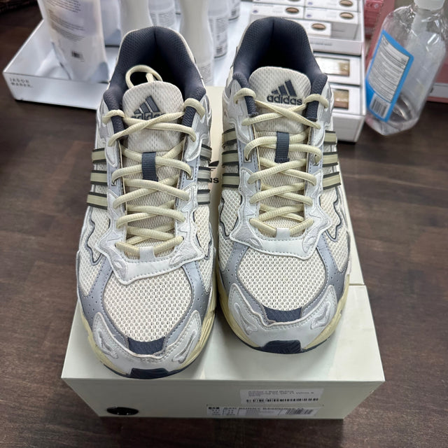 Bad Bunny adidas Response CL (USED)