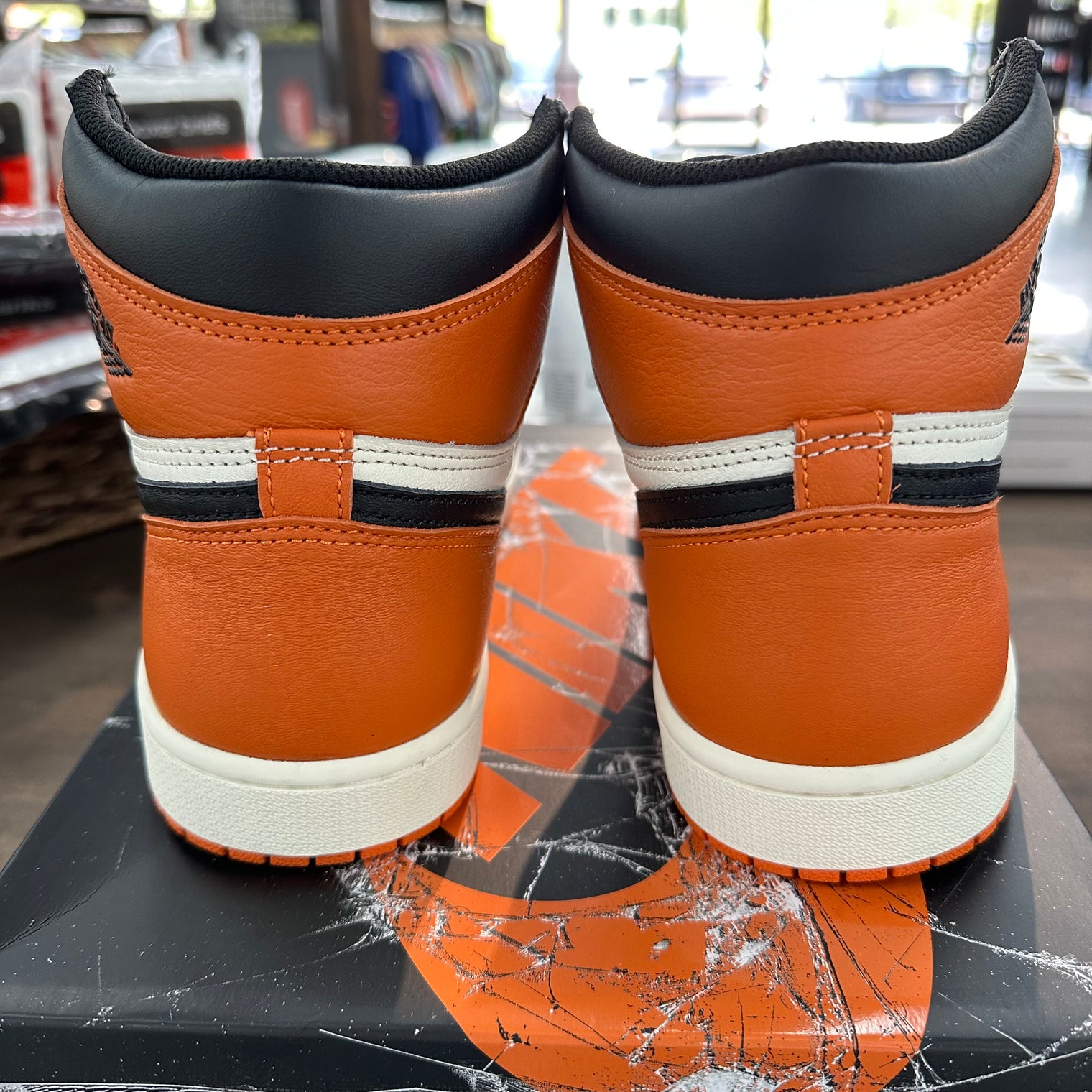 Shattered Backboard Jordan 1 High (2025) (USED)