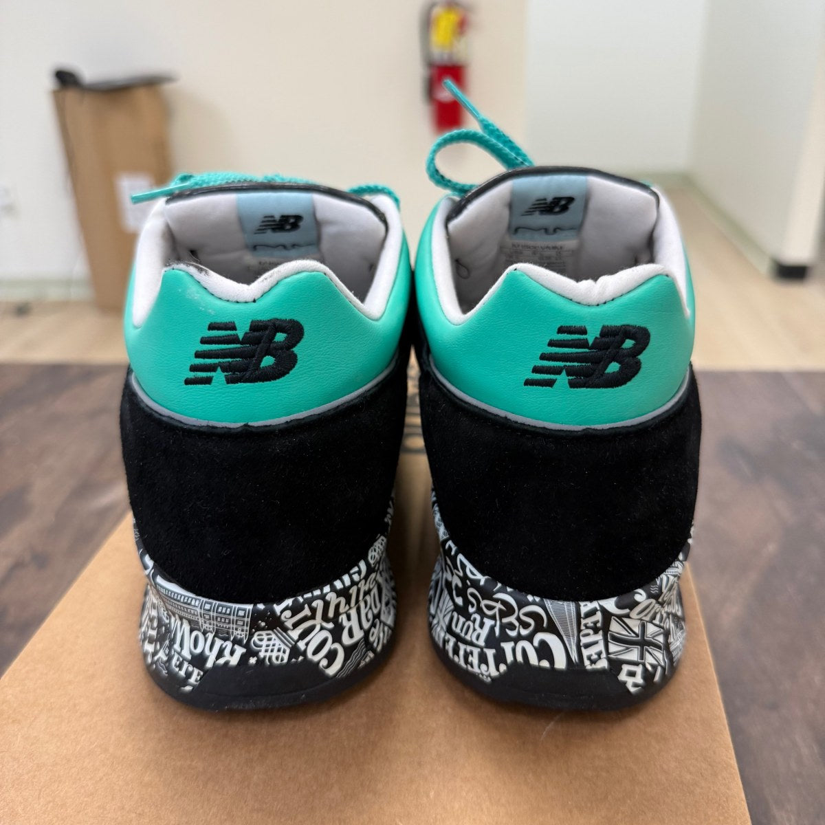 New Balance 1500 London Marathon (2019) Size 9.5 (Pre-Owned) - Image 3