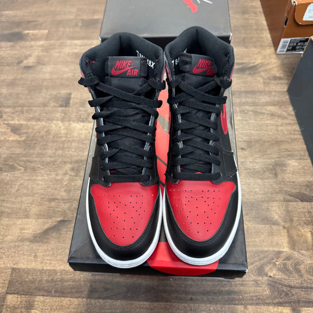 Jordan 1 Retro Bred Banned (2016) (GS) Size 7Y (Pre-Owned) - Image 2