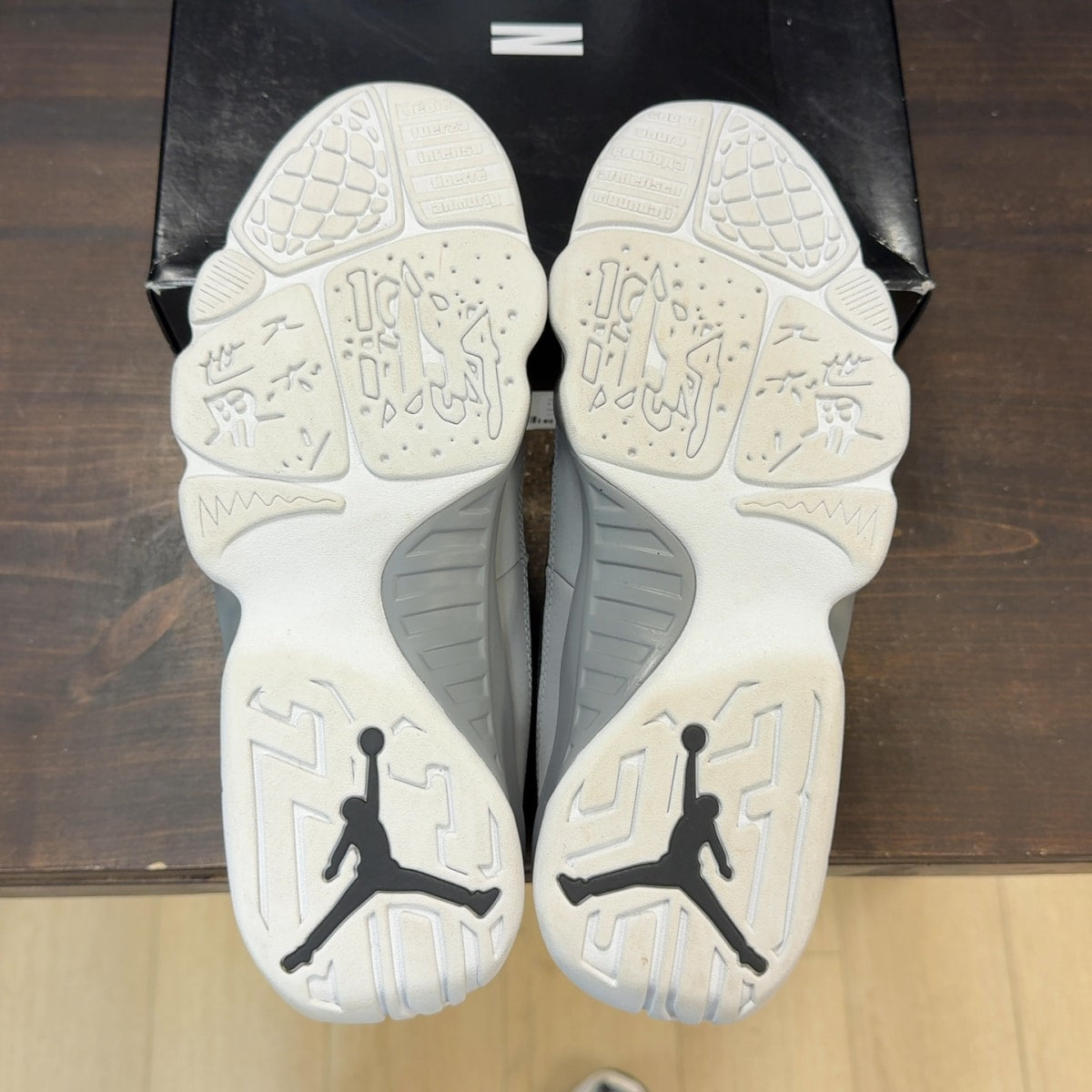 Jordan 9 Retro Particle Grey - Image 9