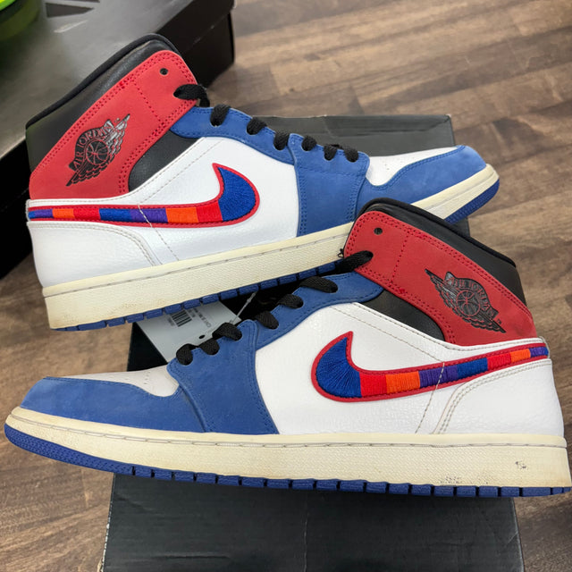Multi-Color Swoosh Jordan 1 Mid SE (USED)