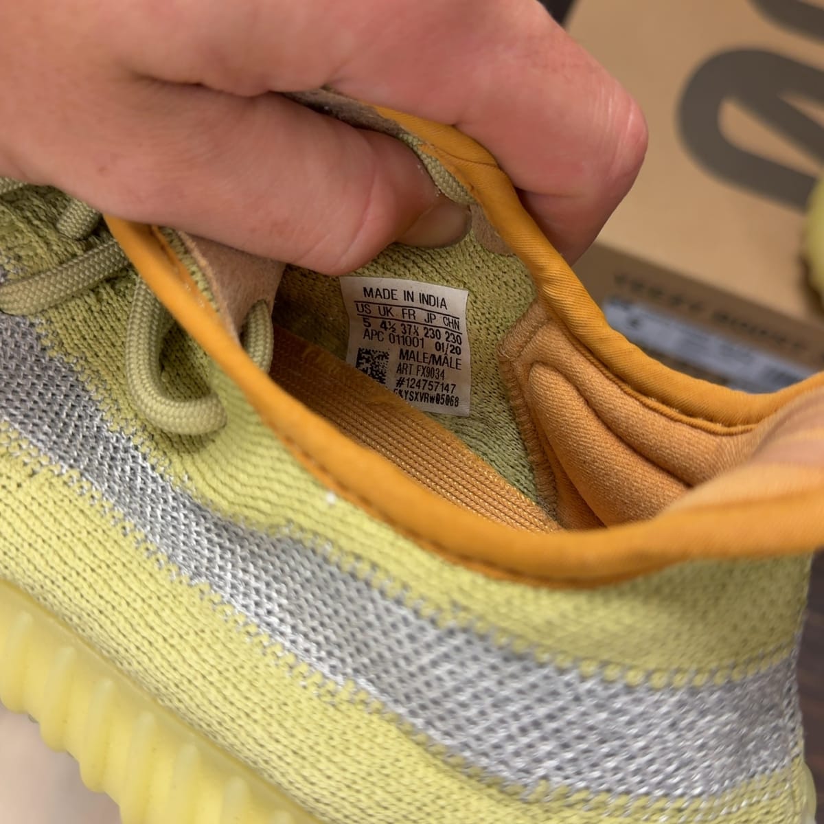 adidas Yeezy Boost 350 V2 Marsh Size 5 (Pre-Owned) - aux
