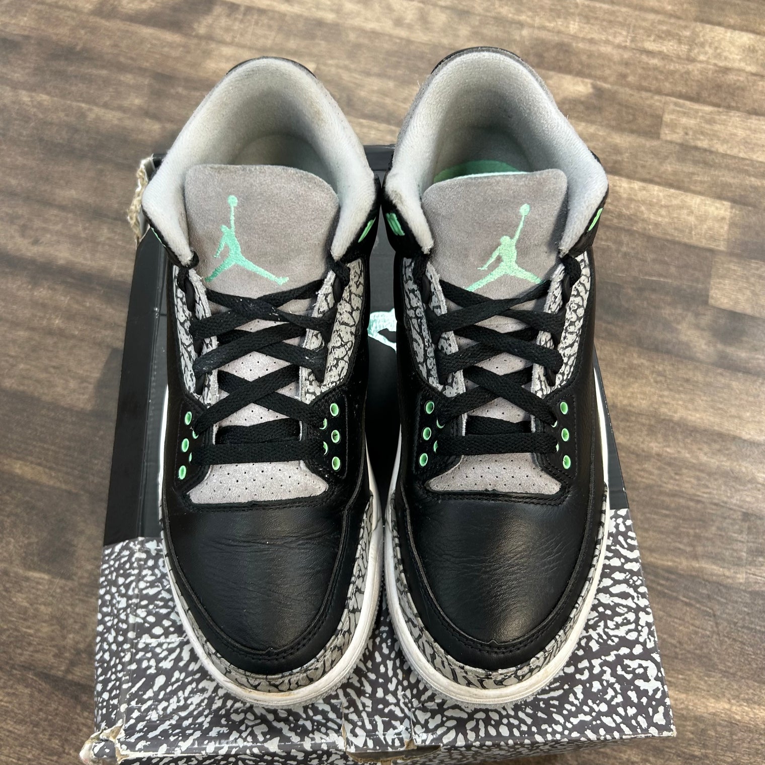 Green Glow Jordan 3 Retro (USED)
