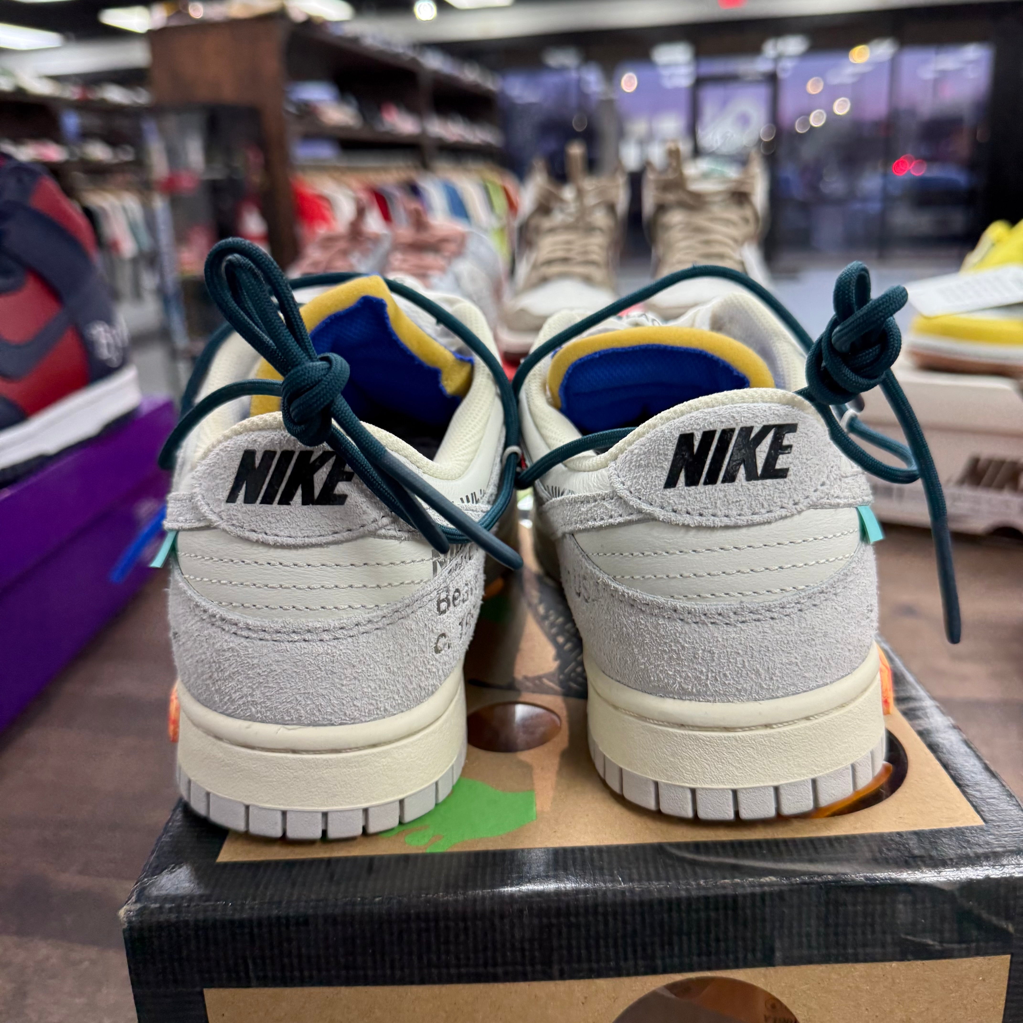 Nike Dunk Low Off-White Lot 16 (Men's) (US 8.5) (Lightly Worn) Size 8.5 (Pre-Owned) - Image 4