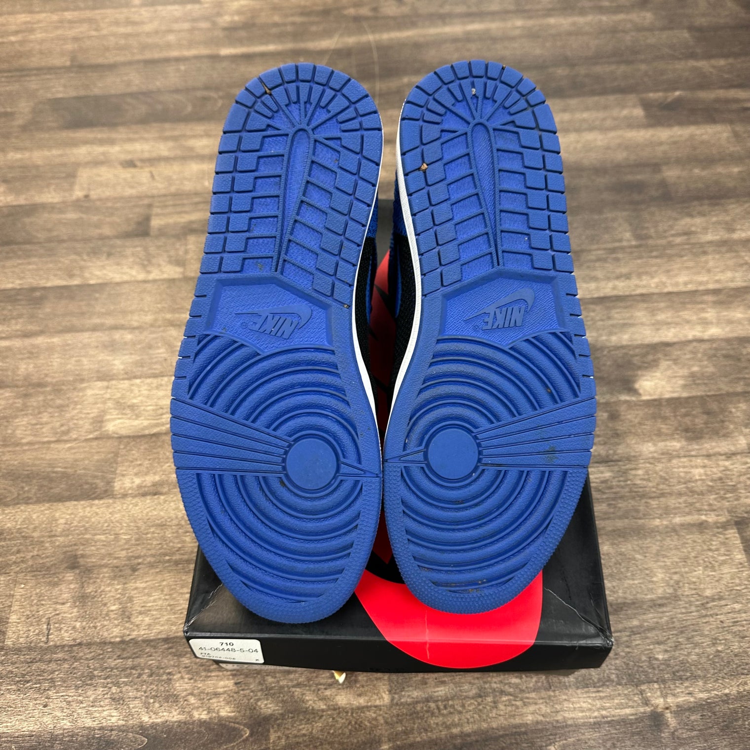 Royal Jordan 1 High Flyknit (USED)