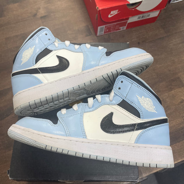 Ice Blue Jordan 1 Mid (2022) (GS) (USED)
