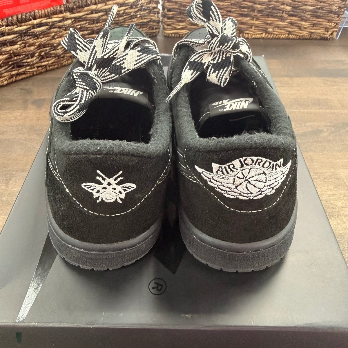 Jordan 1 Retro Low OG SP Travis Scott Black Phantom - Image 4