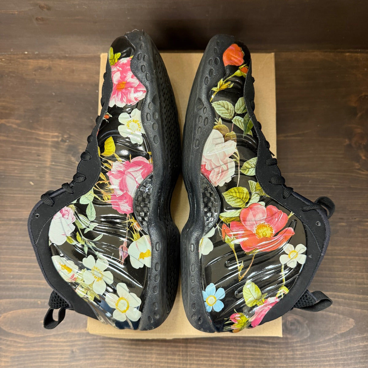 Nike Air Foamposite One Floral Size 11 (Pre-Owned) - Image 5