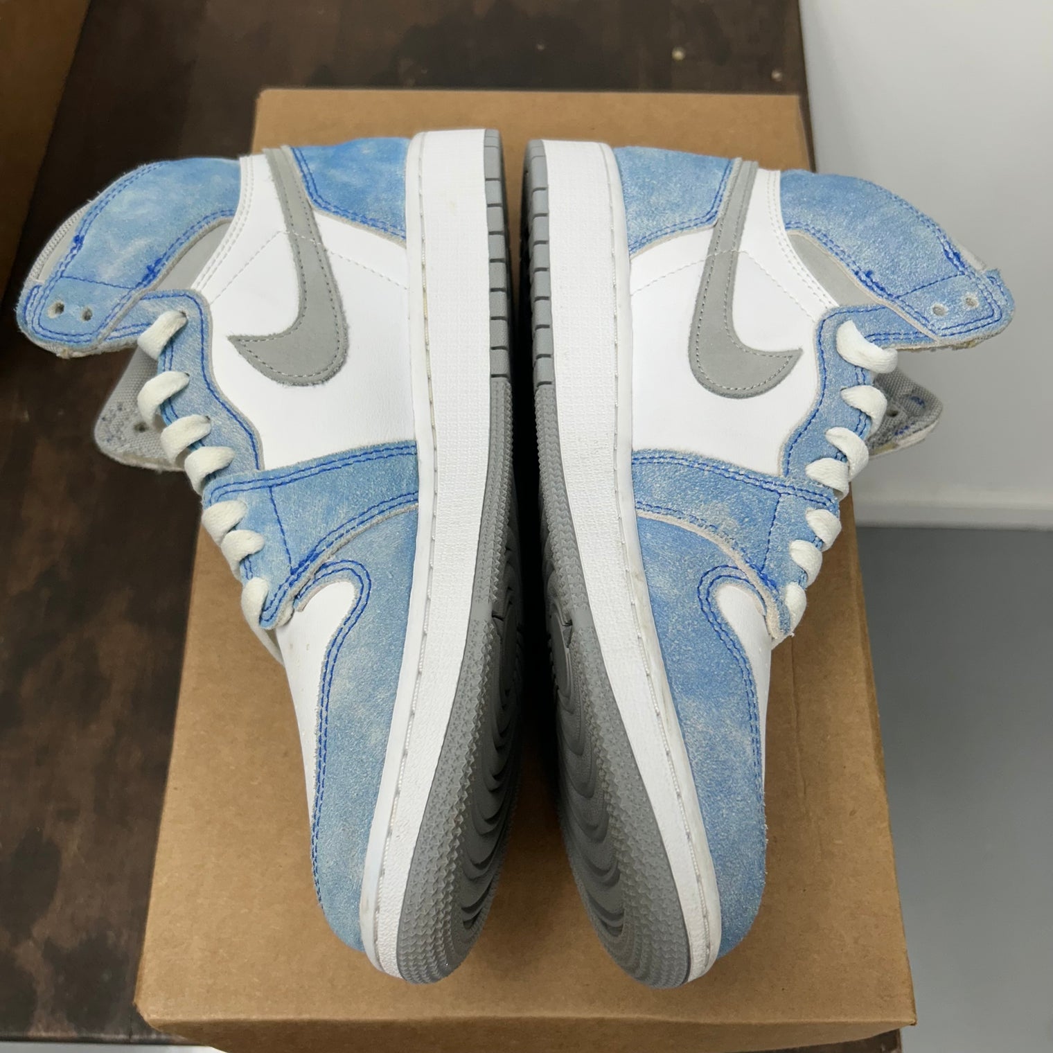 Hyper Royal Jordan 1 High (GS) (USED,No Box)