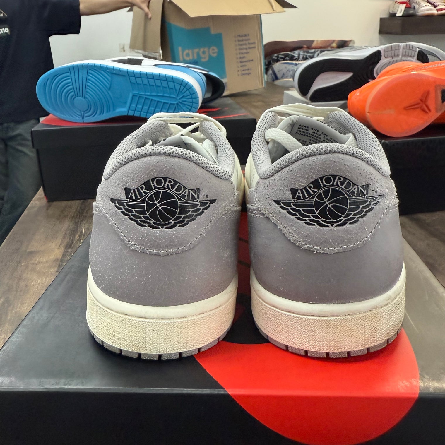 Atmosphere Grey Jordan 1 Low OG (USED)